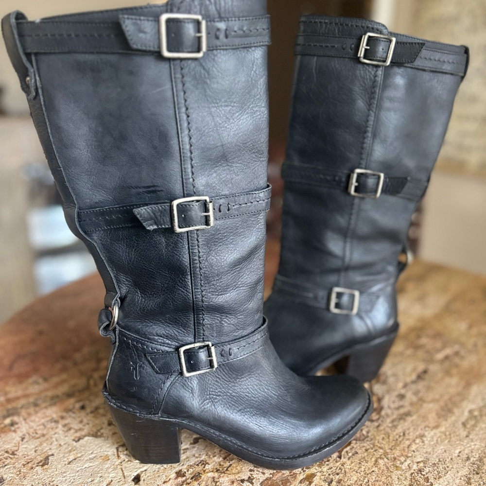 Frye Boots Size 7 1/2
